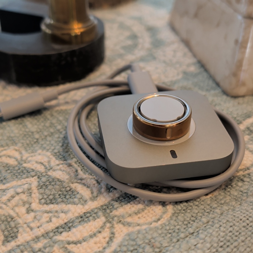 Oura Ring 4 - Rose Gold - Size 8